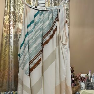 Like new sleeveless maxi dress size 14 white house black market